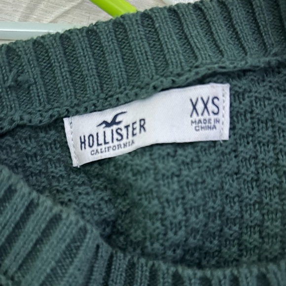 Green Oversized Hollister Cable Knit Sweater - Picture 3 of 3